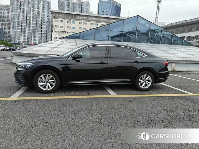 Volkswagen Passat id 4341847 из Китая 16