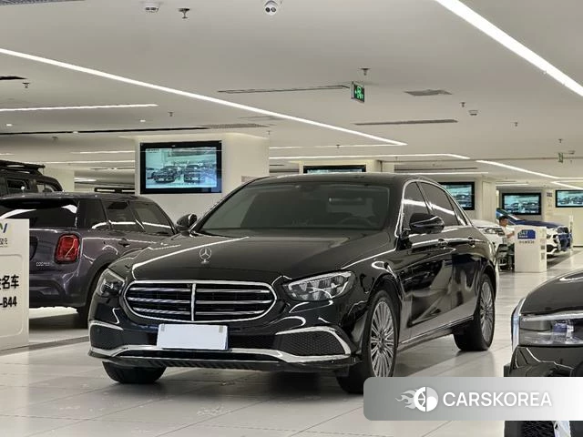 Mercedes-Benz E-class id 4264949 из Китая 16