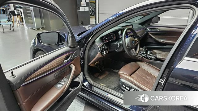 BMW 5 Series (G30) id 3795306 из Кореи 20