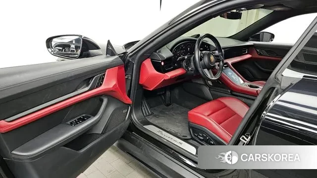 Porsche Taycan id 3519445 из Кореи 20