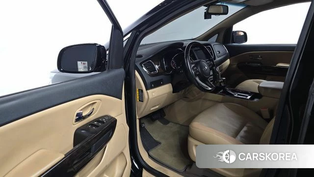 Kia The New Carnival id 4918765 из Кореи 20