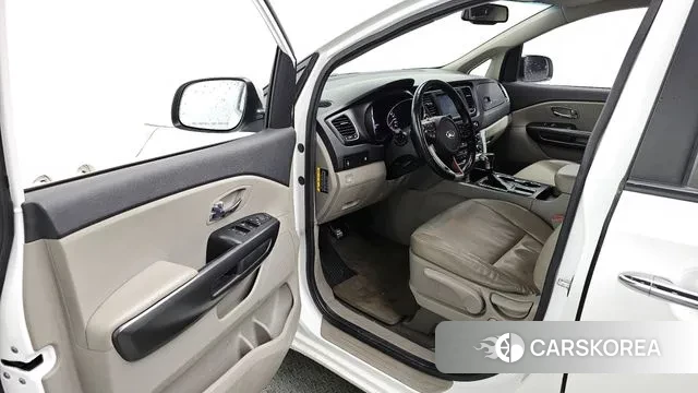 Kia The New Carnival id 3682329 из Кореи 20