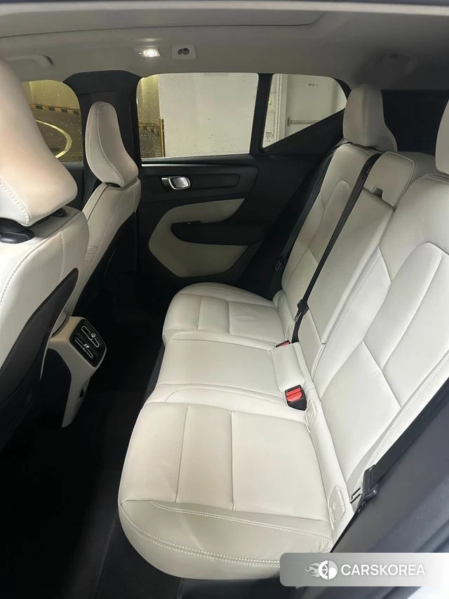 Volvo XC40 id 3891683 из Кореи 16