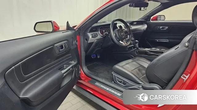 Ford Mustang id 2883997 из Кореи 20