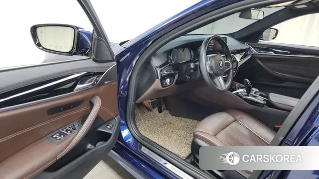 BMW 5 Series (G30) id 3578723 из Кореи 20