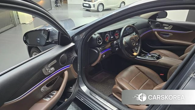 Mercedes-Benz E-Class W213 id 4587383 из Кореи 20