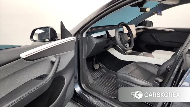 Tesla Model Y id 3700652 из Кореи 20