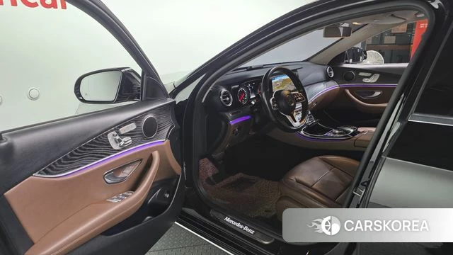 Mercedes-Benz E-Class W213 id 3942770 из Кореи 20