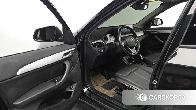 BMW X1 (F48) id 4642812 из Кореи 30