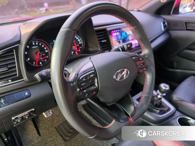 Hyundai Avante AD id 3380701 из Кореи 20