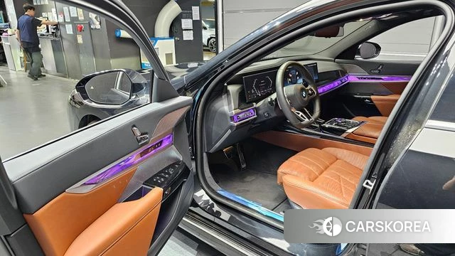 BMW 7 Series (G70) id 4505307 из Кореи 31