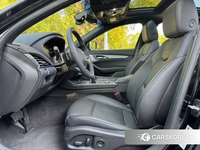 Cadillac CT5 id 4254568 из Китая 20