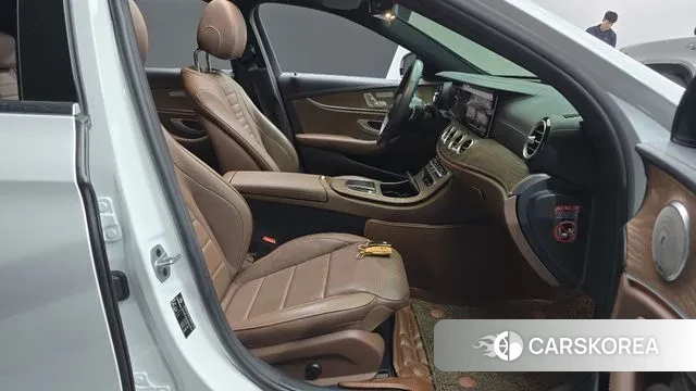 Mercedes-Benz E-Class W213 id 3384275 из Кореи 20