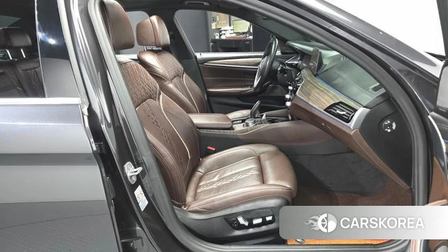 BMW 5 Series (G30) id 4872839 из Кореи 30