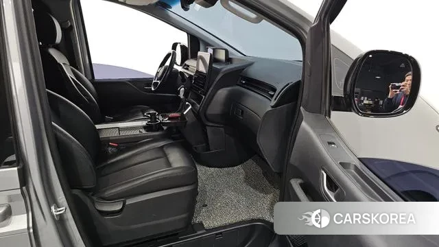 Hyundai Staria id 3242225 из Кореи 20