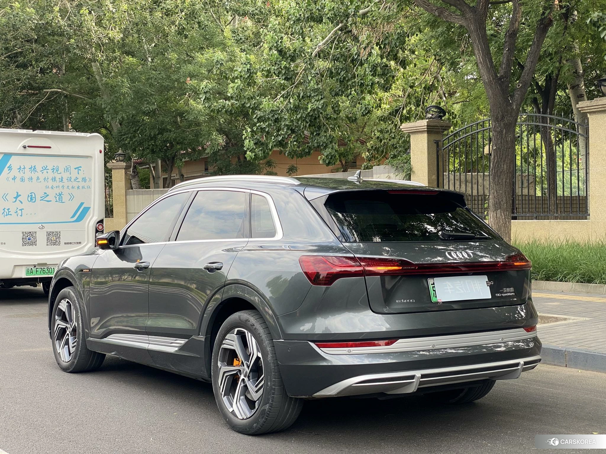 Audi e-tron id 4515261 из Китая 18