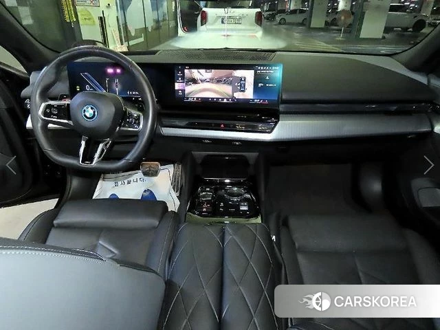 BMW 5 Series (G60) id 4749046 из Кореи 20