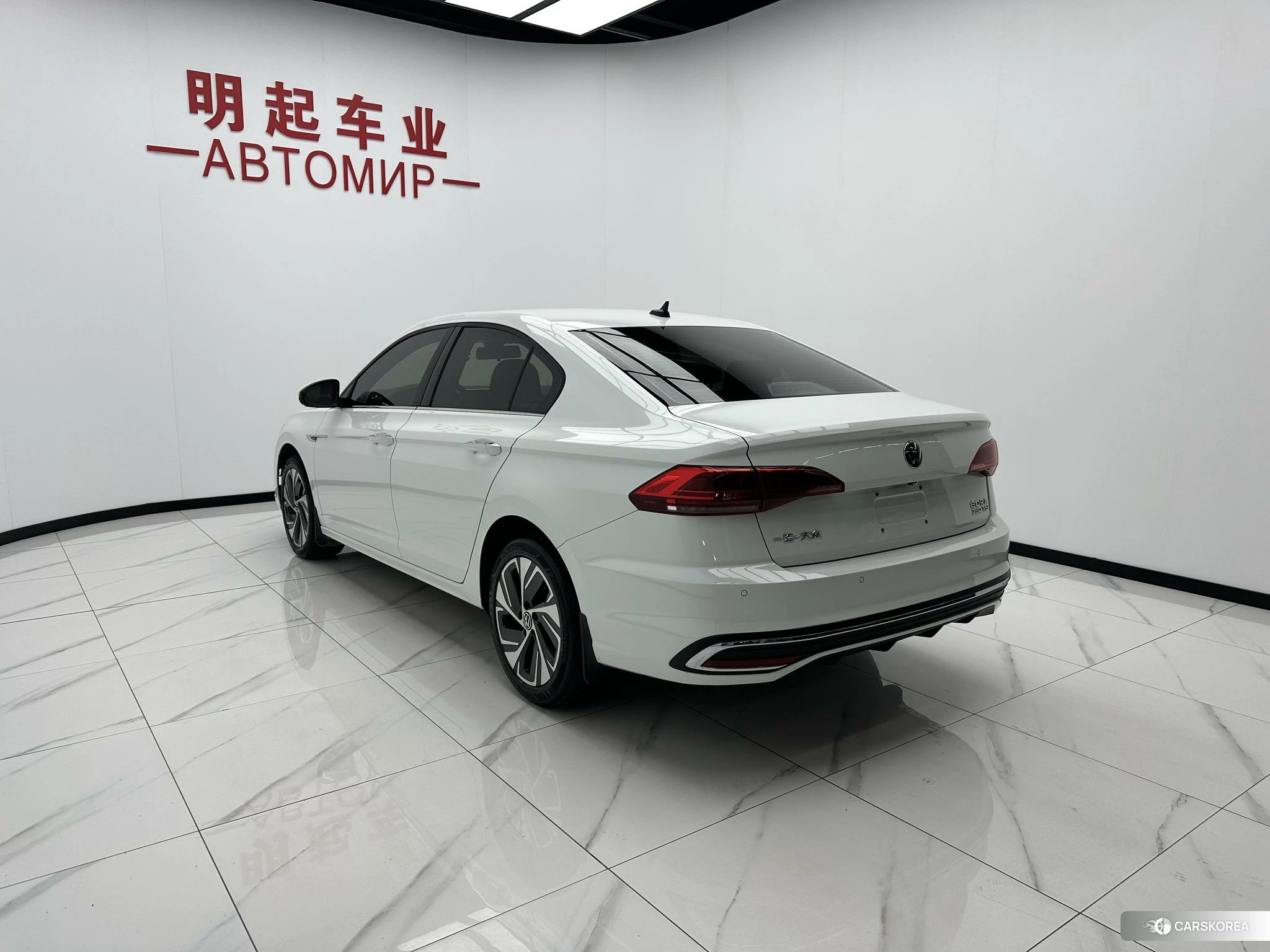 Volkswagen Bora id 4504707 из Китая 18
