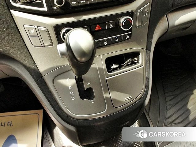 Hyundai The New Grand Starex id 4511755 из Кореи 18