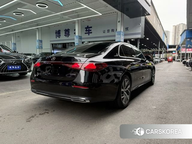 Mercedes-Benz E-class id 4290445 из Китая 23