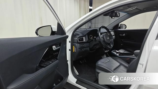 Kia Niro EV id 4310665 из Кореи 30