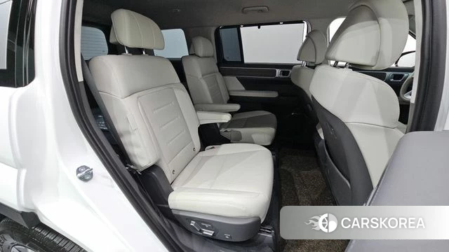 Hyundai Santa Fe (MX5) id 4934614 из Кореи 32