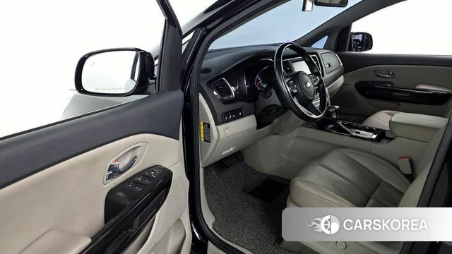 Kia The New Carnival id 4525401 из Кореи 35