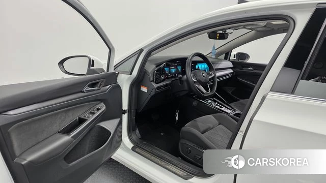 Volkswagen Golf 8th Generation id 4408476 из Кореи 31