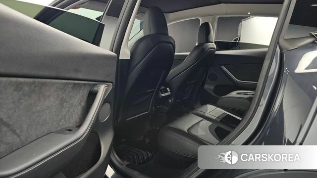 Tesla Model Y id 4706111 из Кореи 33