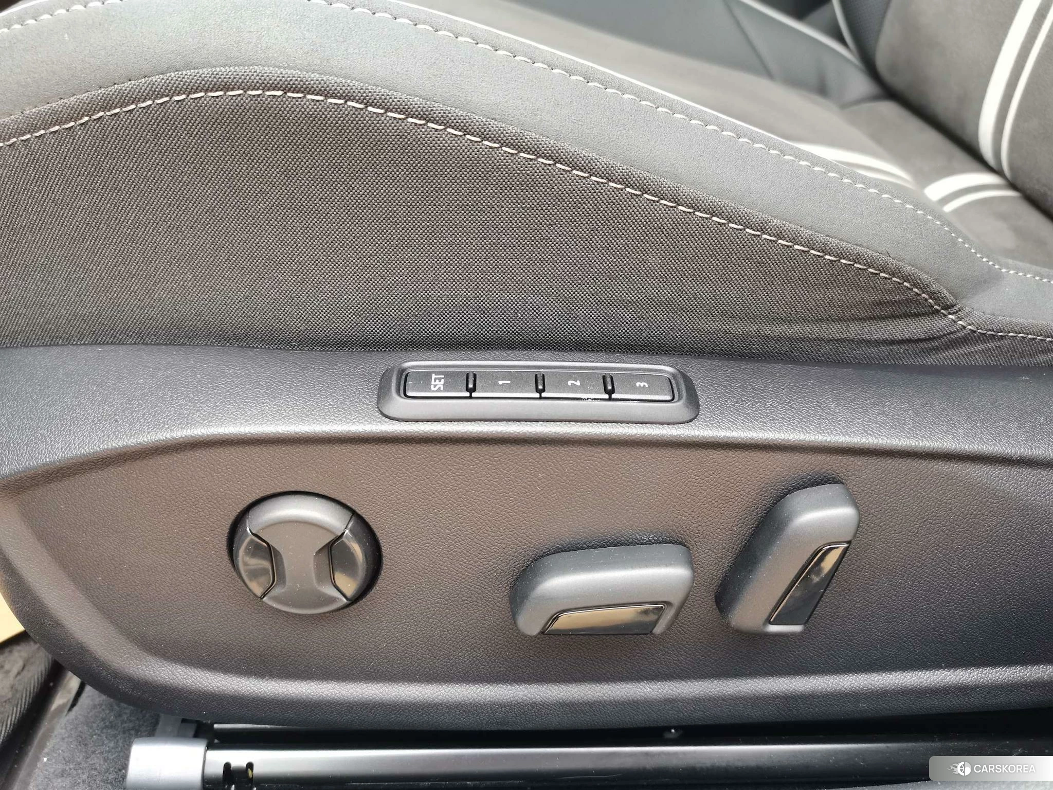Volkswagen Golf id 4514848 из Китая 24
