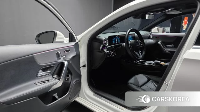 Mercedes-Benz A-Class W177 id 4530042 из Кореи 30