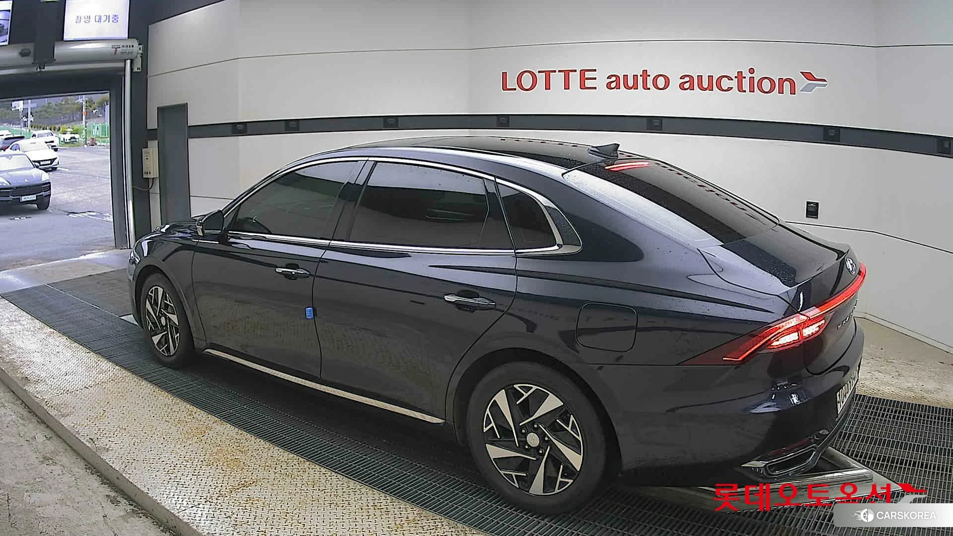Hyundai Grandeur Hybrid id 4289424 из Кореи 37