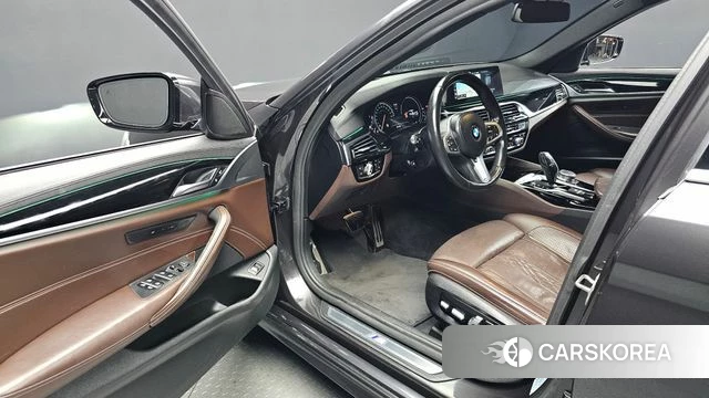 BMW 5 Series (G30) id 4776401 из Кореи 20