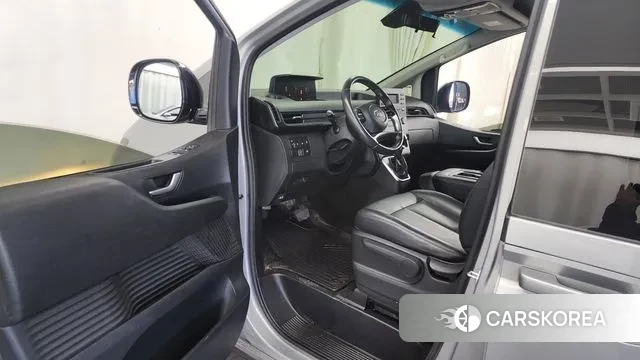 Hyundai Staria id 3366915 из Кореи 20