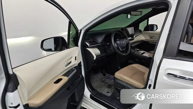 Toyota Sienna 4th Generation id 4692991 из Кореи 36