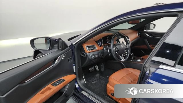Maserati Ghibli id 4882587 из Кореи 20