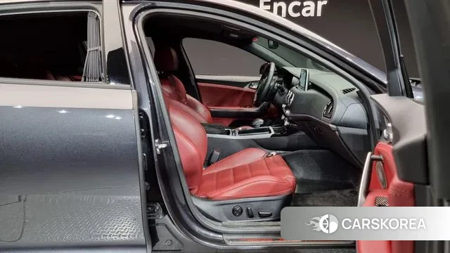 Kia Stinger id 3578294 из Кореи 20