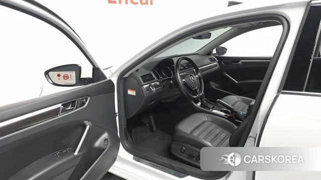 Volkswagen The New Passat id 4633116 из Кореи 31