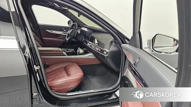 BMW 7 Series (G70) id 3426359 из Кореи 20