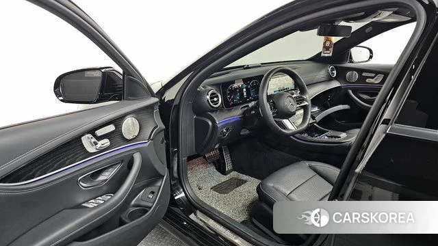 Mercedes-Benz E-Class W213 id 4354771 из Кореи 35