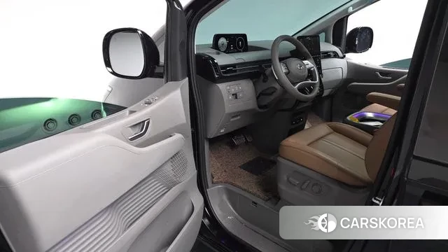 Hyundai Staria id 3763697 из Кореи 20