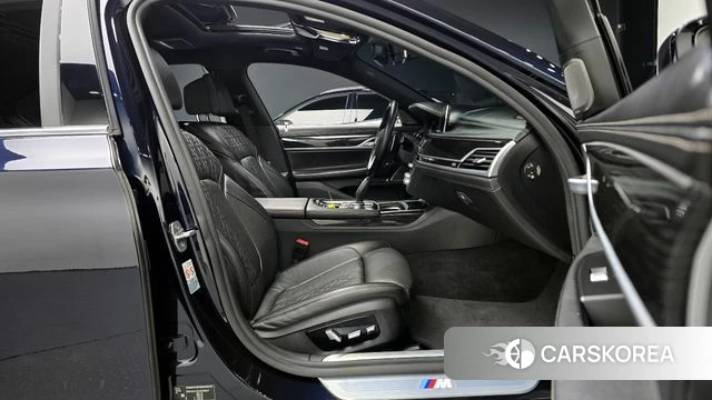 BMW 7 Series (G11) id 3845431 из Кореи 20