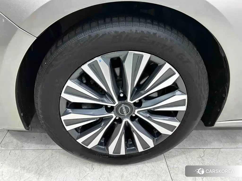 Nissan Altima id 4664552 из Китая 24