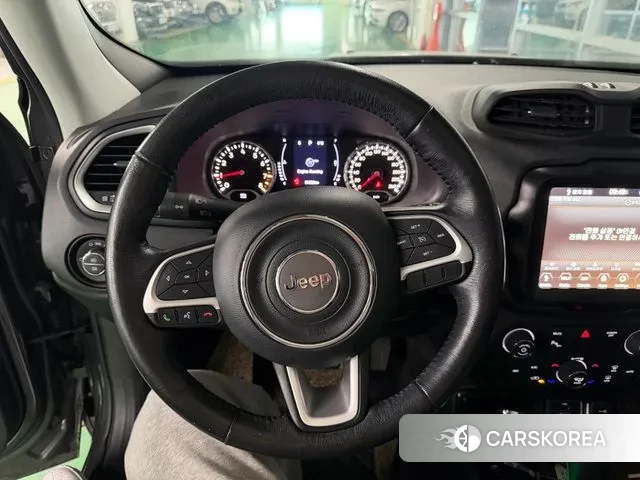 Jeep Renegade id 3732877 из Кореи 12