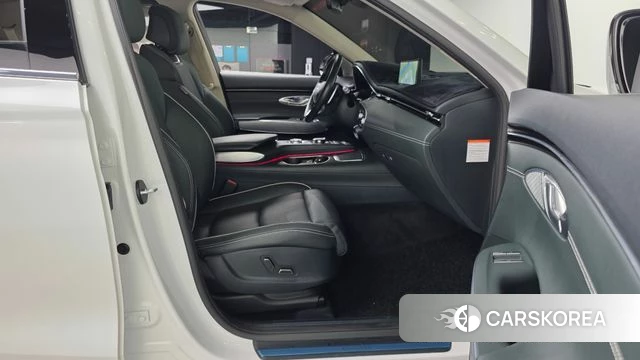 Genesis Electrified GV70 id 4624080 из Кореи 37