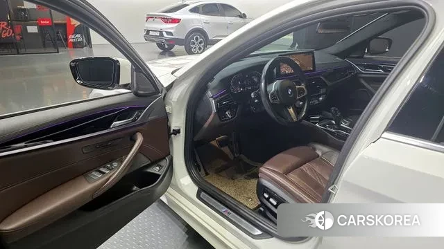 BMW 5 Series (G30) id 3427658 из Кореи 20