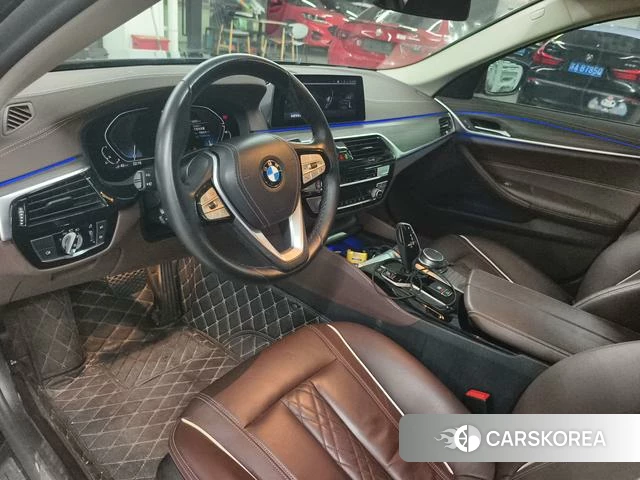 BMW 5 series PHEV id 4238367 из Китая 10