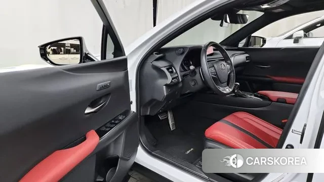 Lexus UX250h id 3524683 из Кореи 20