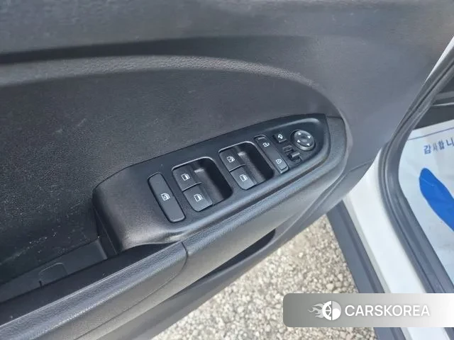 Hyundai Venue id 3686881 из Кореи 20