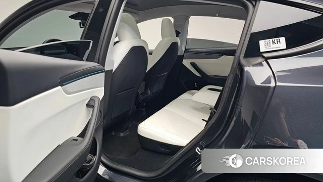 Tesla Model Y id 4279594 из Кореи 35